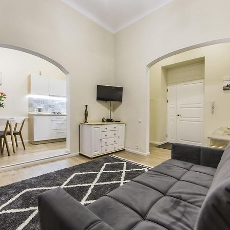 Kiev Lodging Apartment Ngoại thất bức ảnh